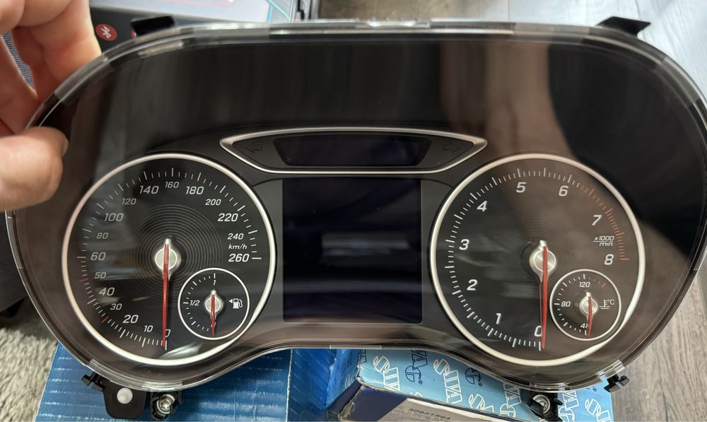 Километраж Мерцедес B class w246 с цветен дисплей