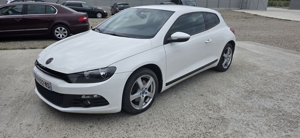 Vw scirocco 2.0 benzină 300 cp automat an 2009.