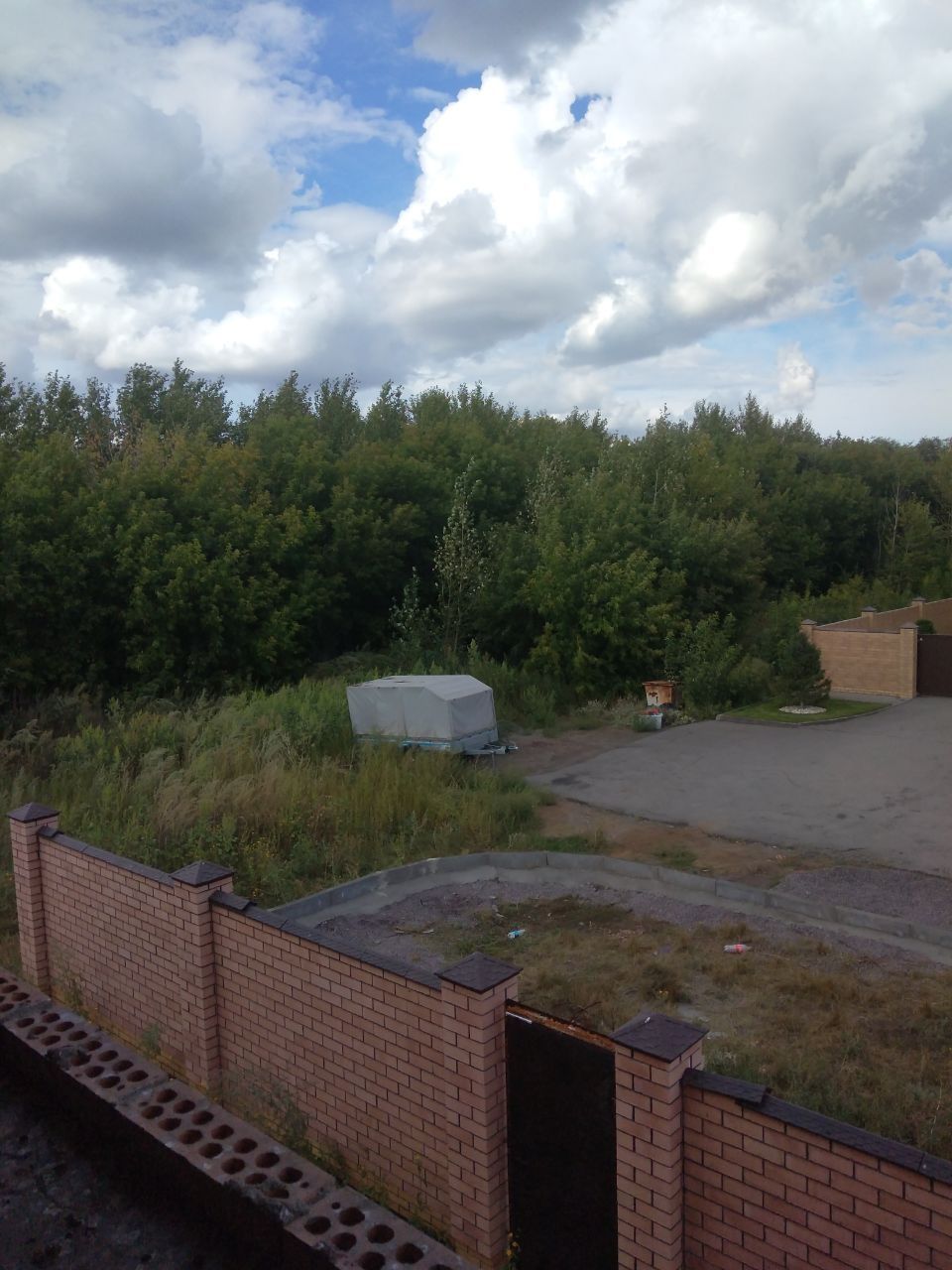 Продаётся 2-х уровневый коттедж,в черте города, в коттеджном городке