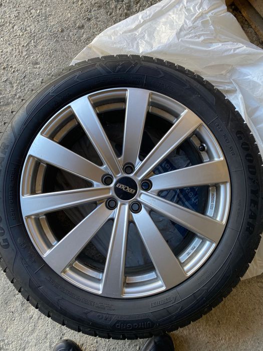 Vand 4 anvelope m+s 235/55/19 Dot 37/22 folosite o iarna cu jante