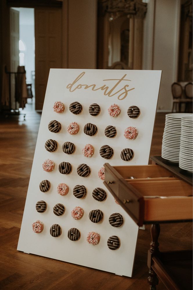 DAVALIN EVENTS | DONUTS BAR | Panou pentru gogoși | Candy Bar