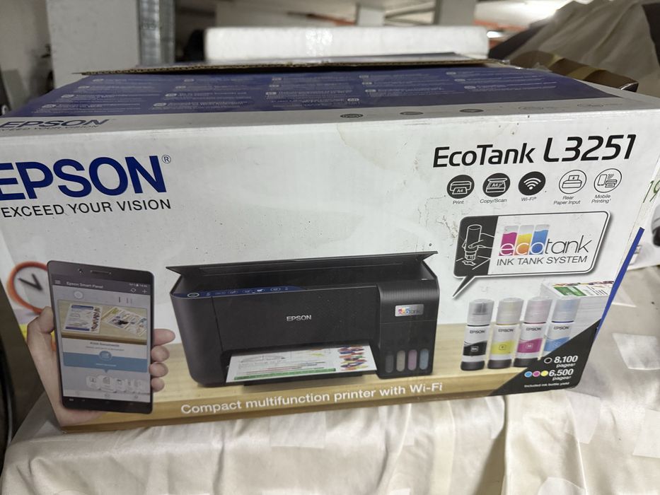 Нов принтер 3 в 1 цветен hp