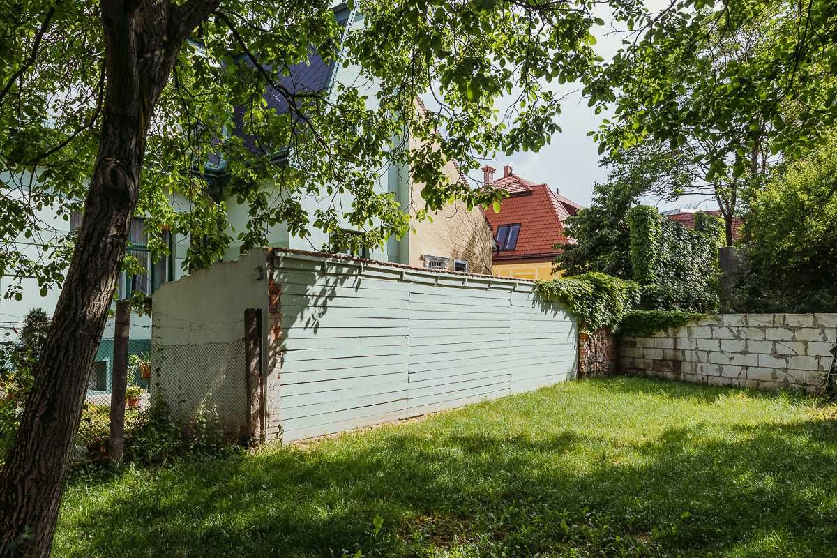 Chirie Apartament Ultracentral la Casa Mobilat Oradea Baraganului