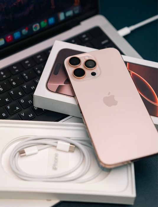 Продам Айфон 16про макс