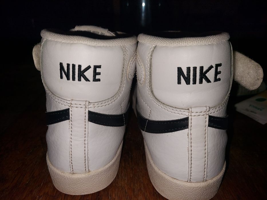 Adidasi Nike copii