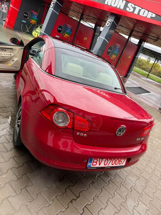 Vând Volkswagen Eos