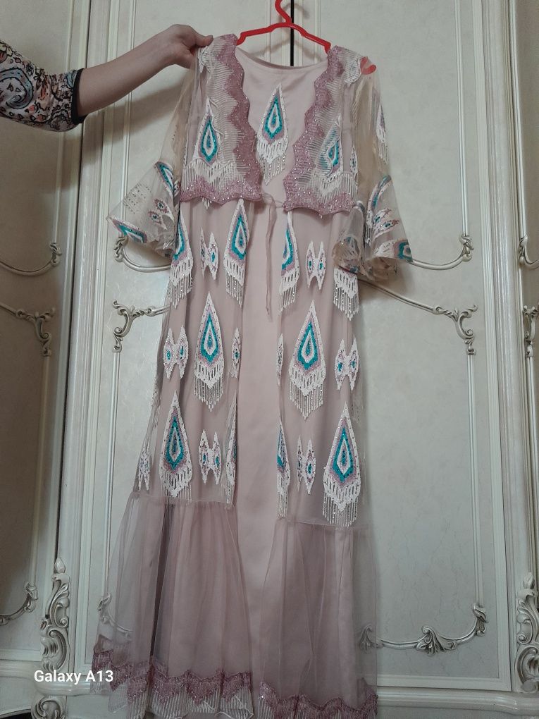 Ayollar kiyimlari