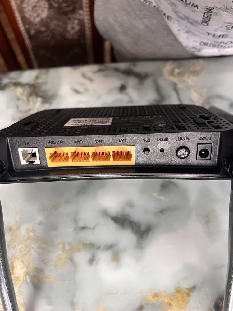 Продам wi fi роутер TP LINK ARCHER VR 300 в отличном состоянии