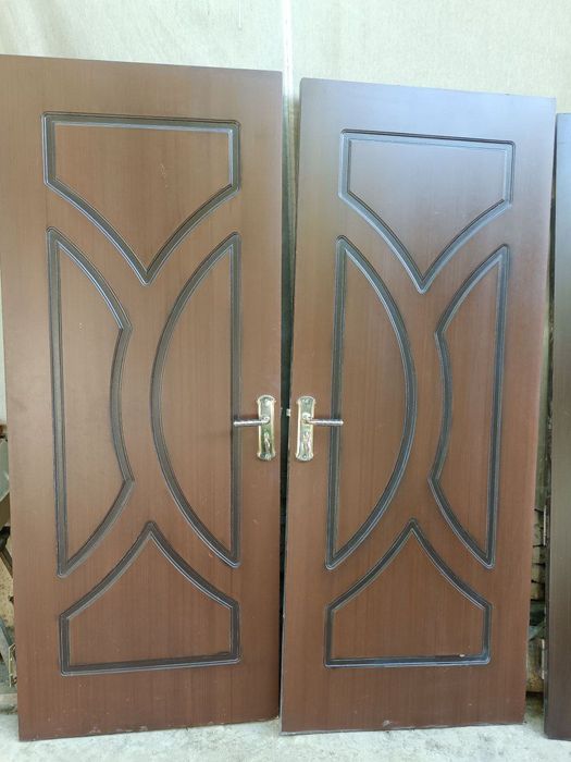 Eshik bor  sotiladigan MDF