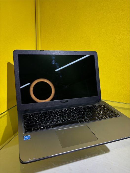 Ноутбук Asus …….