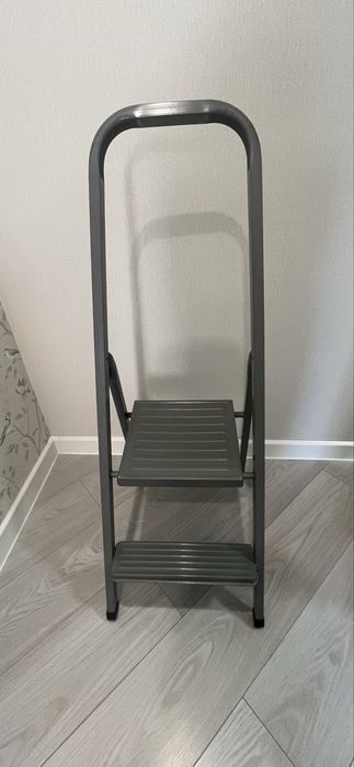 Продам стремянку