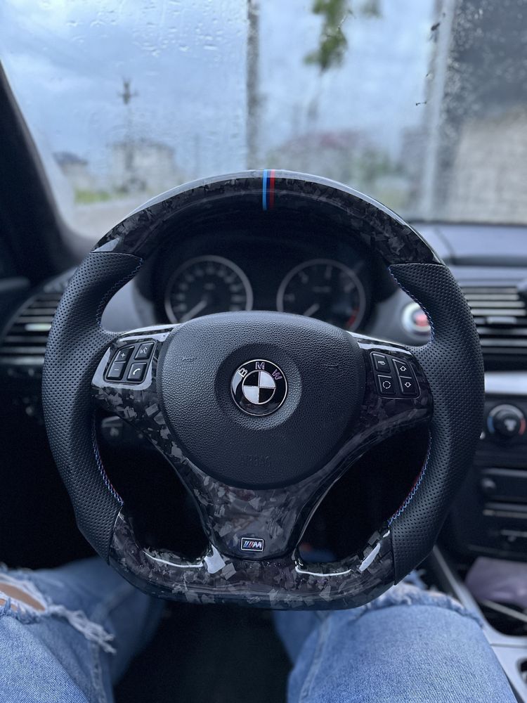 Volane BMW Seria E Personalizate – Carbon / Alcantara / Piele
