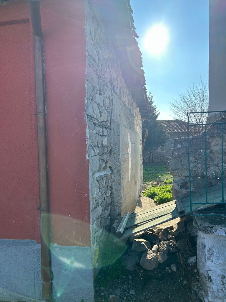 Продава се Къща в с. Езерово, Област Пловдив - 130 кв.м за 189 €/кв.м - Снимка #3