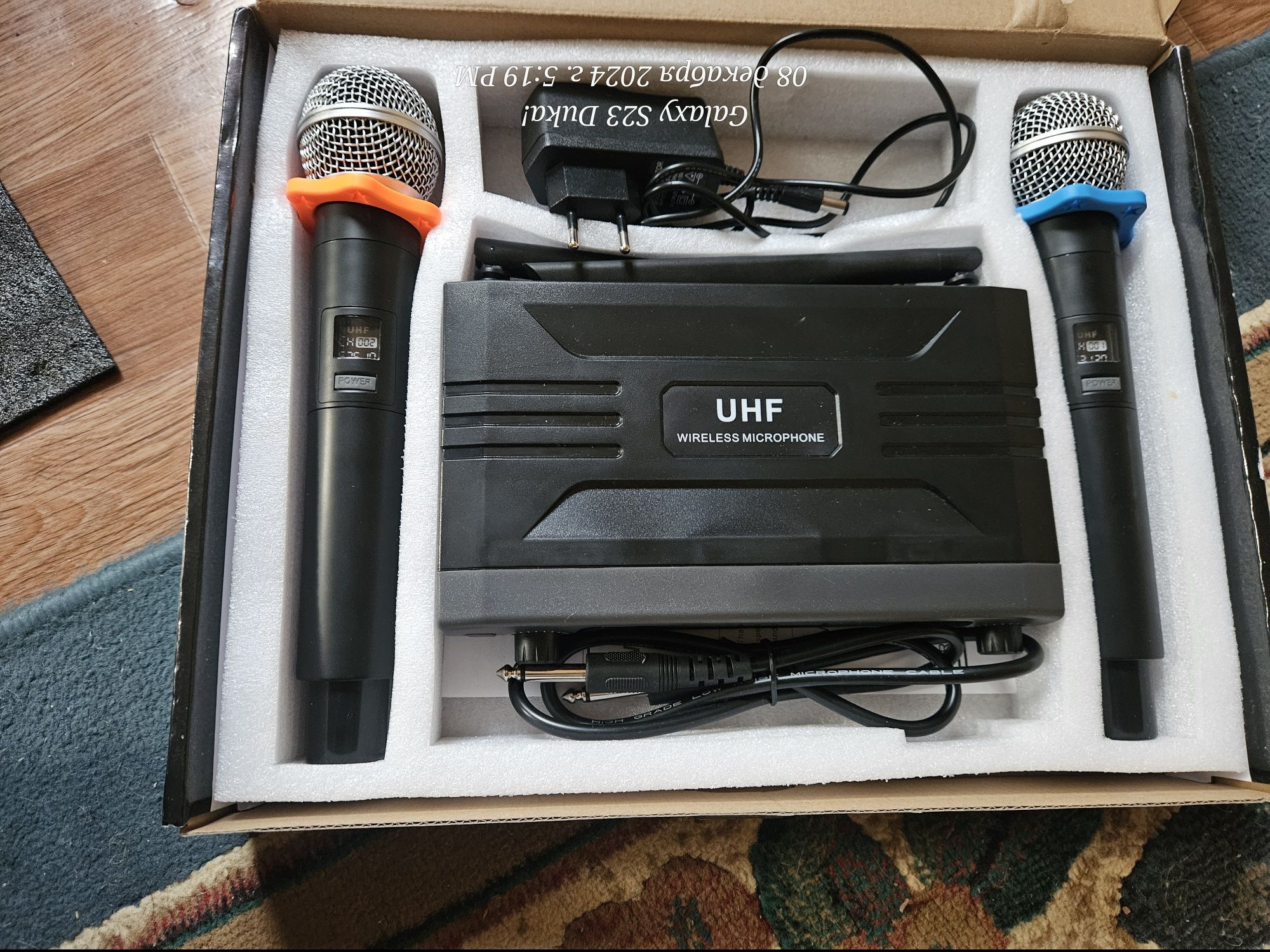 Микрафон UHF WIRElES