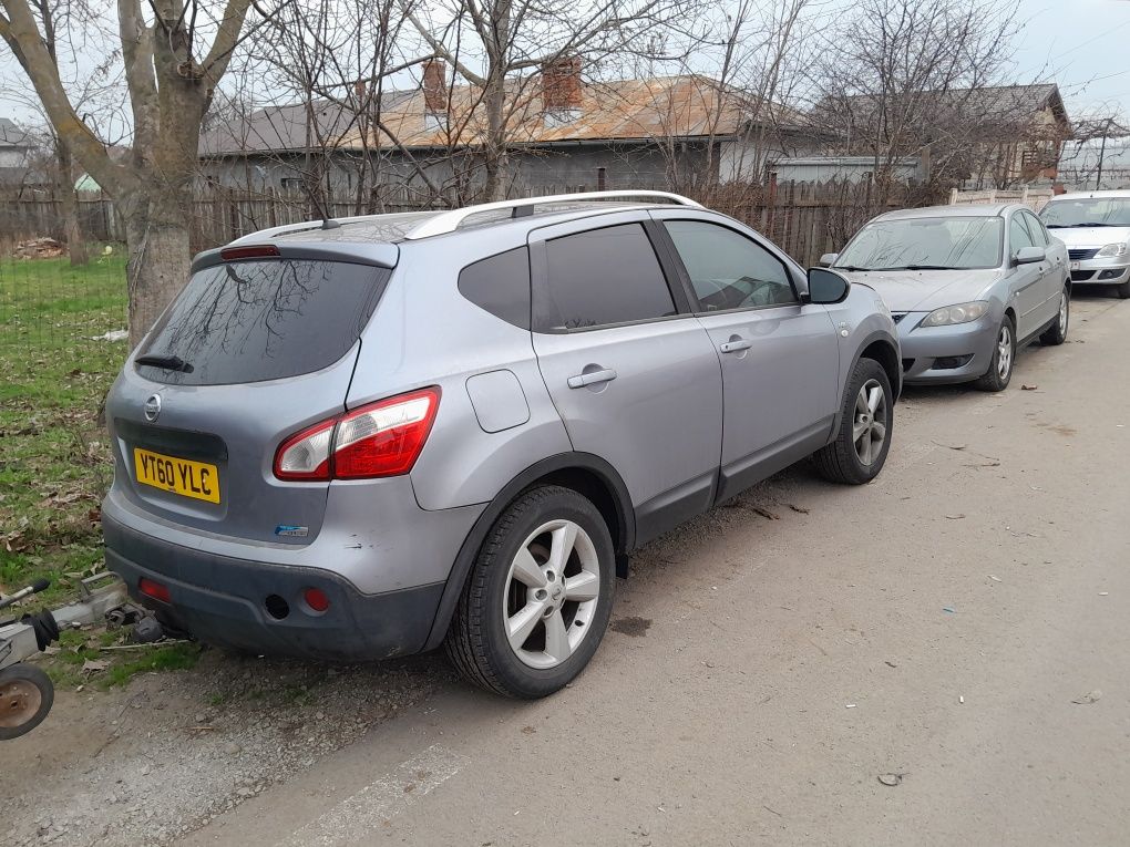 Dezmembrez NISSAN QASHQAI 15 D