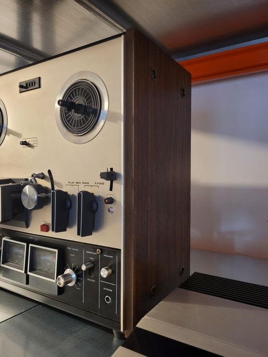 Magnetofon Akai GX 210