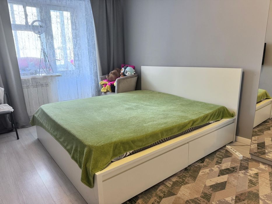 Продам кровать IKEA