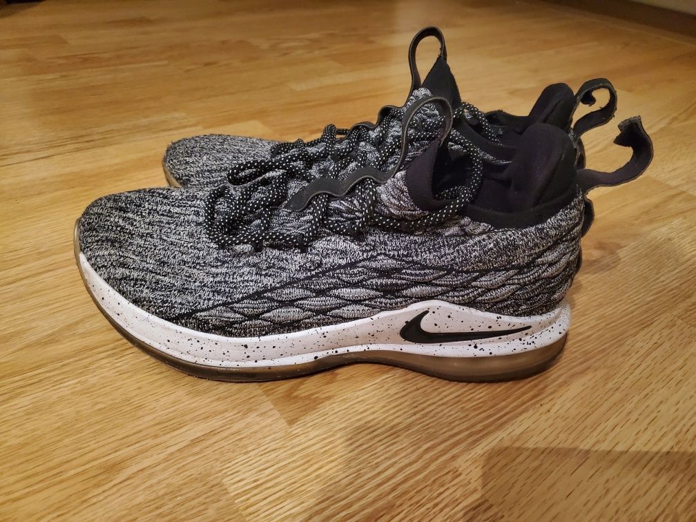 Nike Lebron XV low adidasi barbati bascheti sneaker