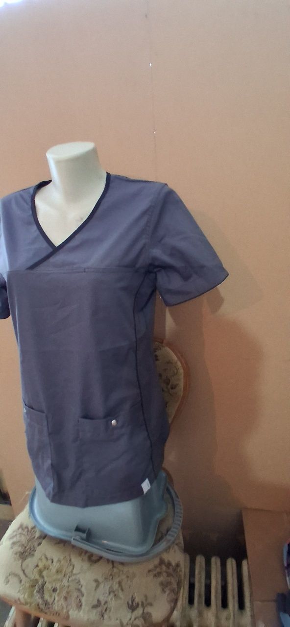 Halat medical pentru femei de la Prexis mărimea s