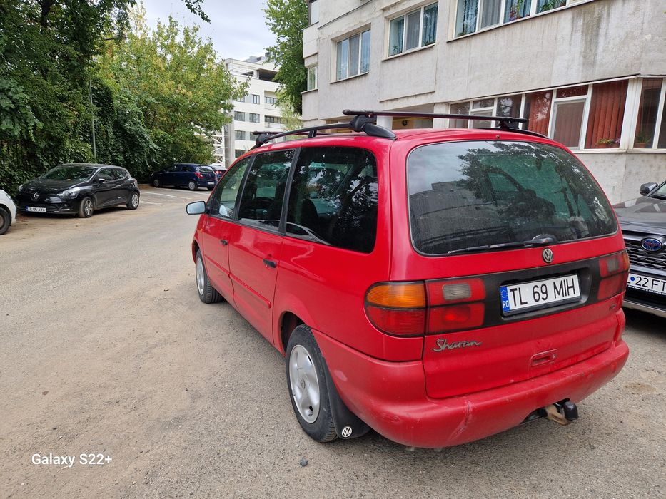 Vând VW Sharan fabricație 1999 in stare de funcționare cu actele la zi
