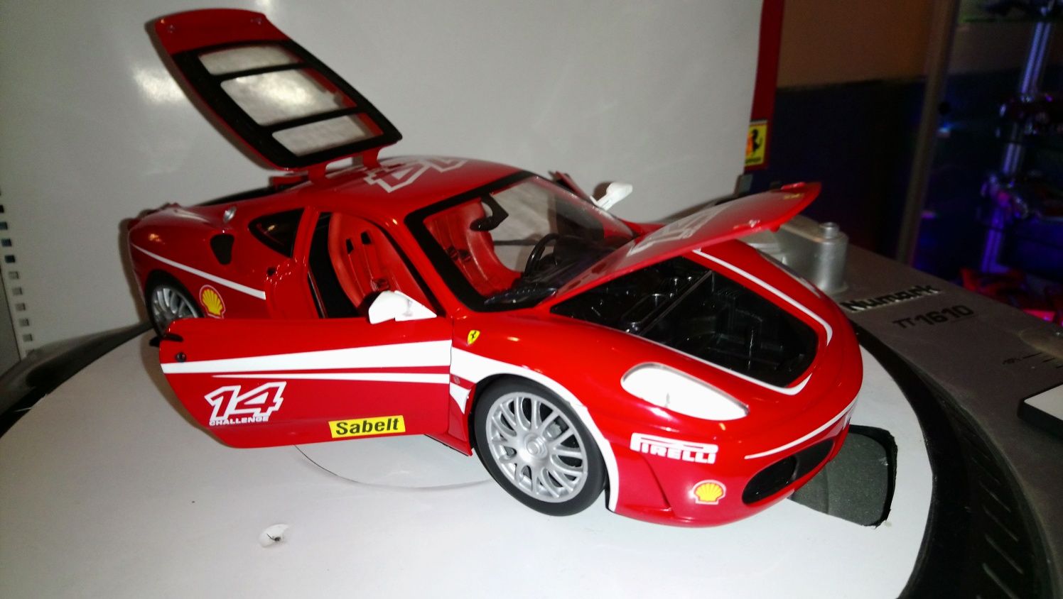 Ferrari F430 challenge,1:18 Hot wheels Mattel