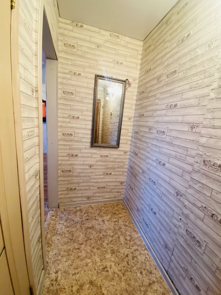 Продаётся 2 ком переделанная на 3 х ком в Сортировке
