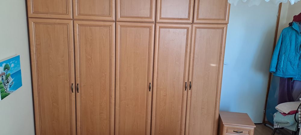 Мебели за спалня