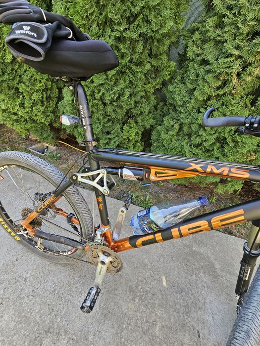 Bicicleta cube xms