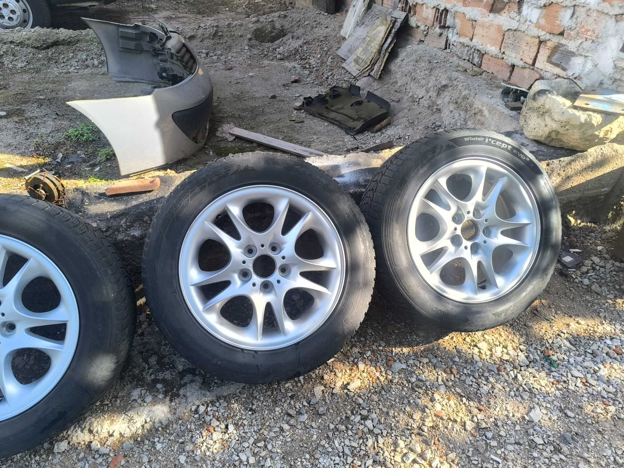 Алуминиеви джанти за BMW X3 със зимни гуми Hankook 235/55/17
