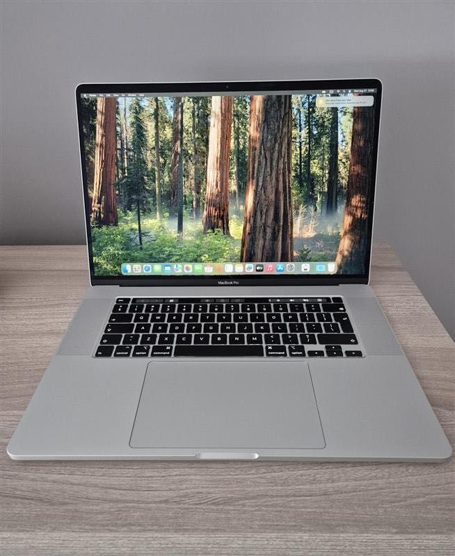 MacBook Pro 16" Intel i7 6-core 2,6GHz 500GB SSD 16GB RAM AMD Radeon