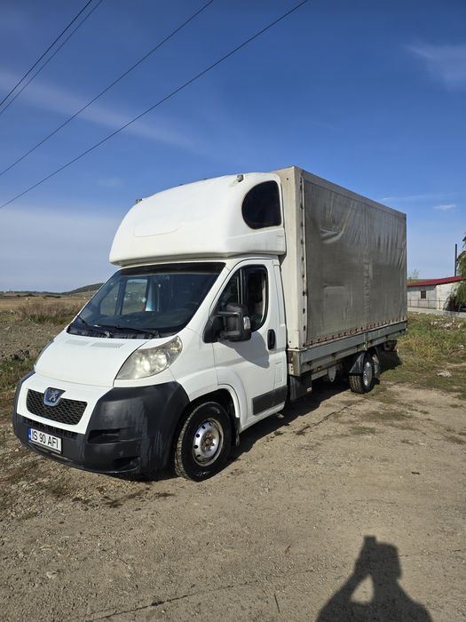 Peugeot boxer autoutilitara