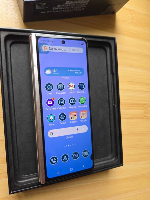Samsung galaxy Z Fold 3