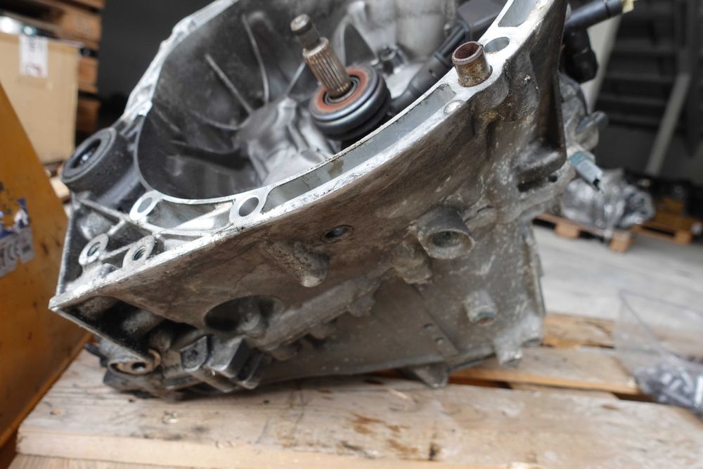 Cutie Viteze Manuala PentruMotor1,6iTHP200*5F03*200Cp Eu5Peugeot208GTI