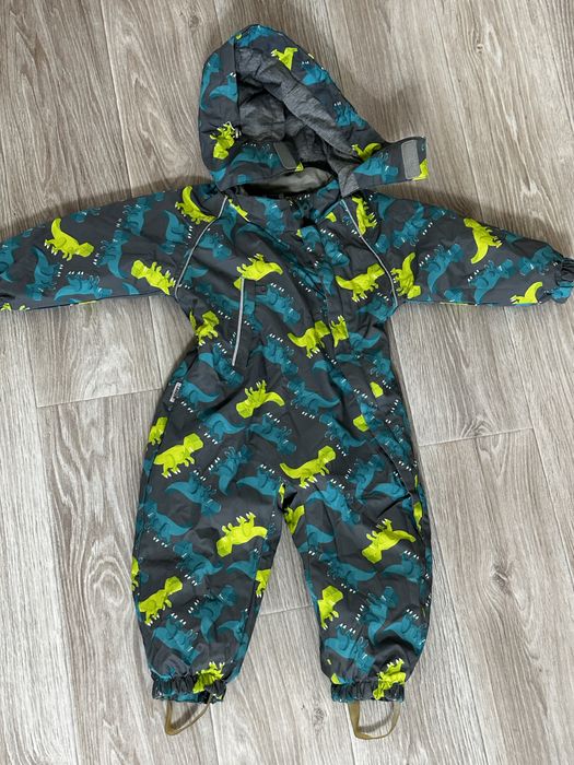 Продается осенний весенний комбинезон