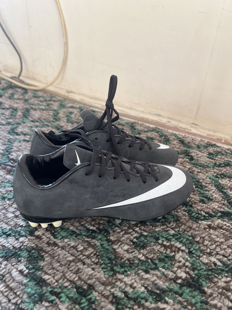 Nike mercurial 100 % original