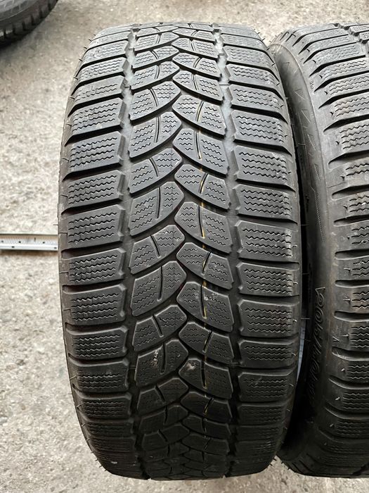 2 броя Зимни Гуми 205/50/17 FIRESTONE