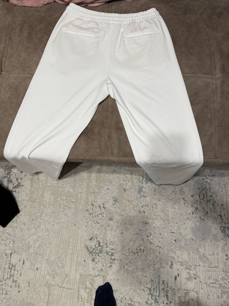 ZARA брюки белые