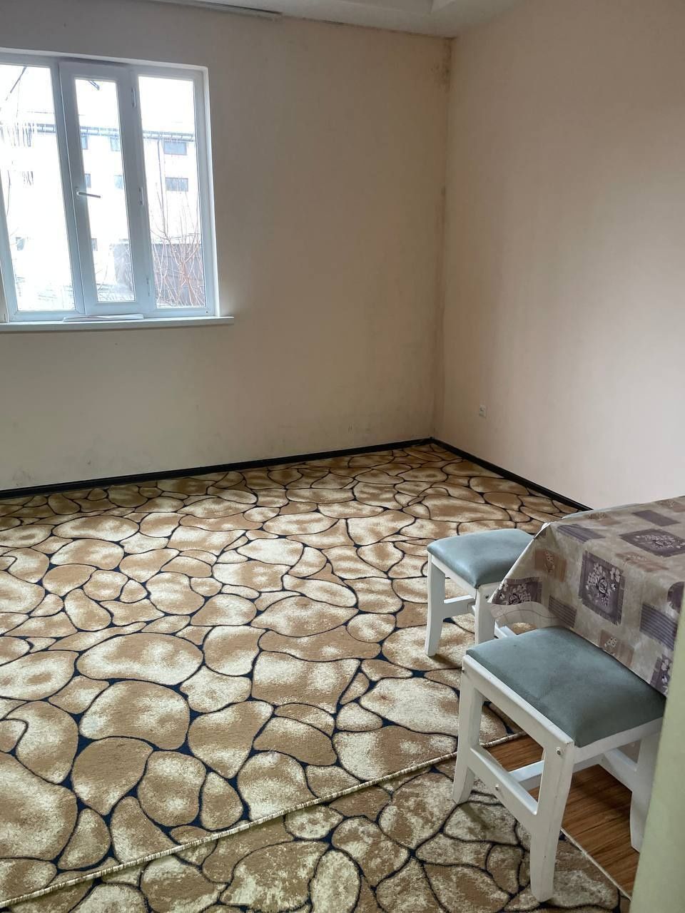 Cрочно продаётся 1-комнатная квартира в районе карасу.