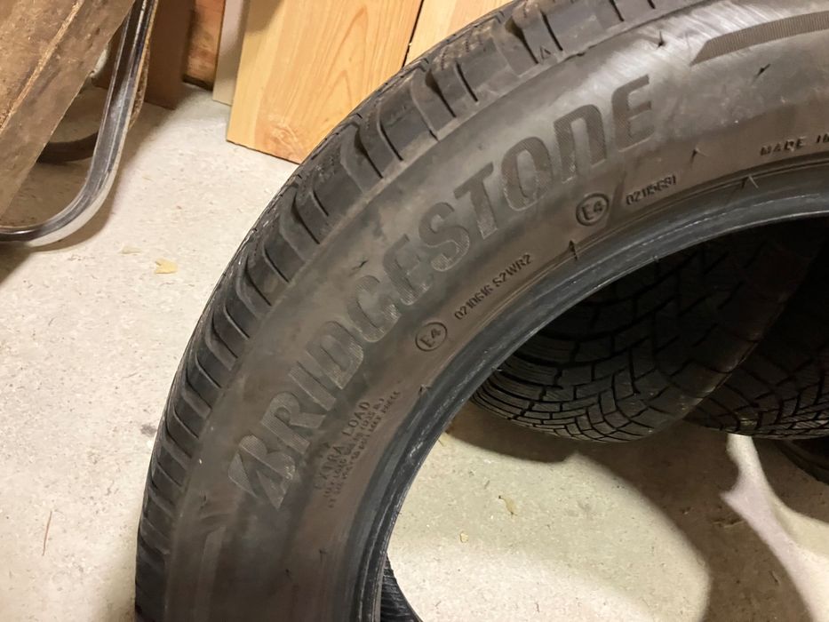 Зимни гуми Bridgestone, 175/65 R15, дот 27/22година, от хонда джаз