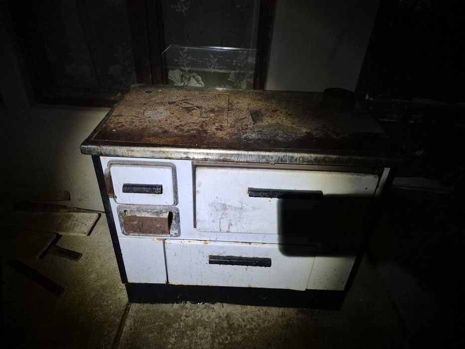 Vând soba vesta folosita