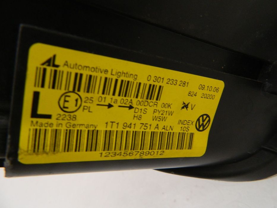 Far stanga VW Touran facelift Xenon, 2007, 2008, 2009, 2010, 2011, cod origine 1T1941751A.