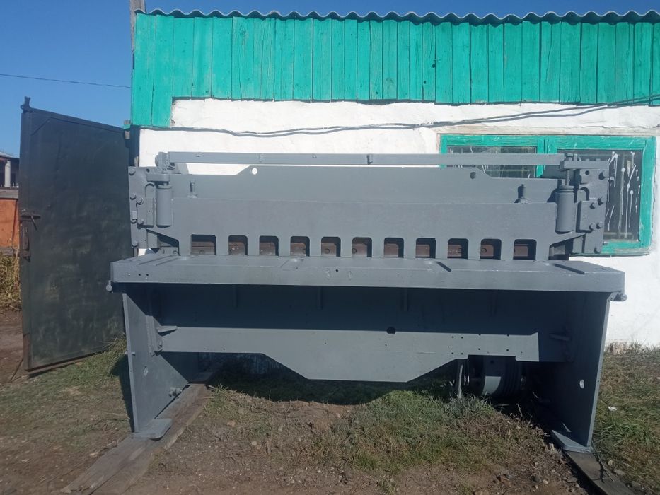 Продам гильотину НГ3316