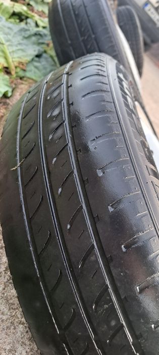 Комплект от 4бр. гуми с джанти 165/70 R14