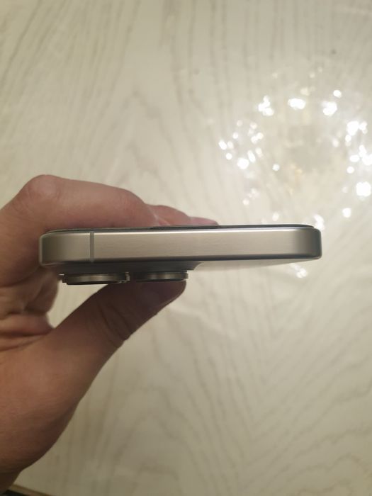 Iphone 15 pro Max 256 IDEAL