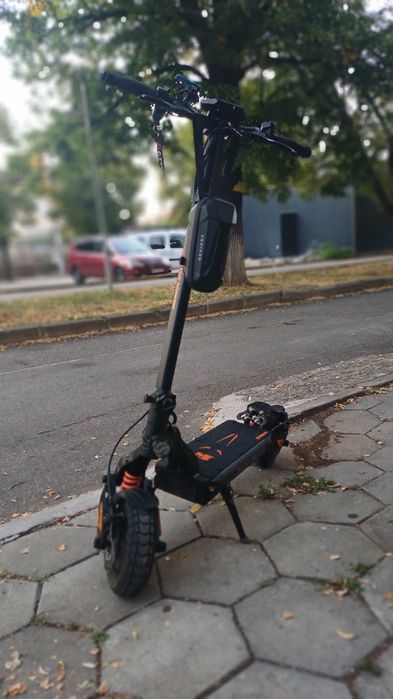 Електрическа тротинетка kukirin G2 master 2025