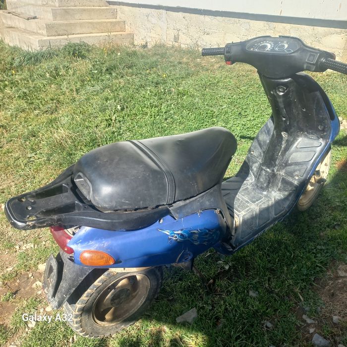 De vanzare cross și scuter