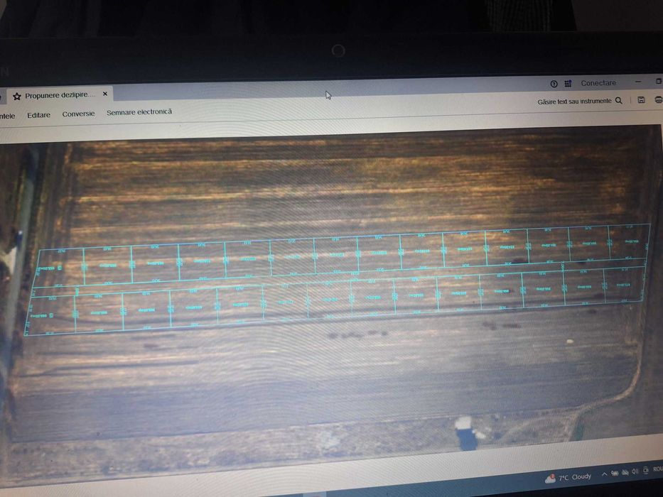 Vand parcele de 10 ari teren in Mitocu Dragomirnei