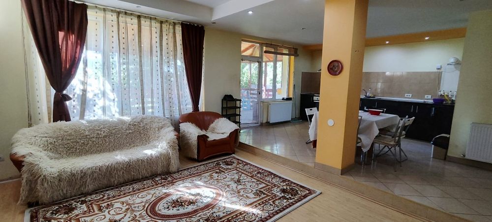 Particular vând casă Comarnic