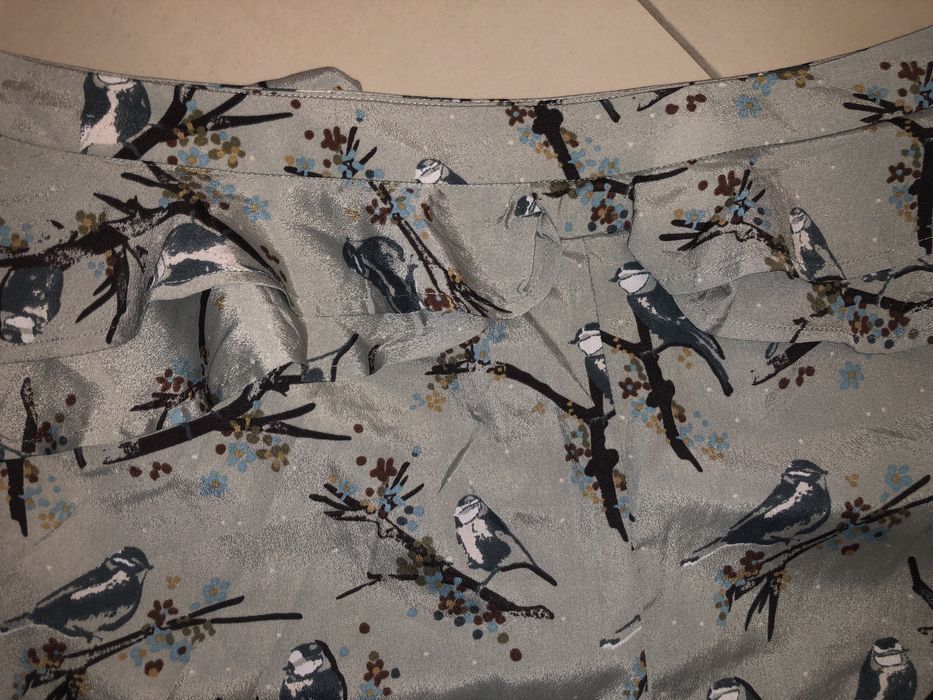 Pantaloni scurti H&M, pt. dama, noi, mar. 44