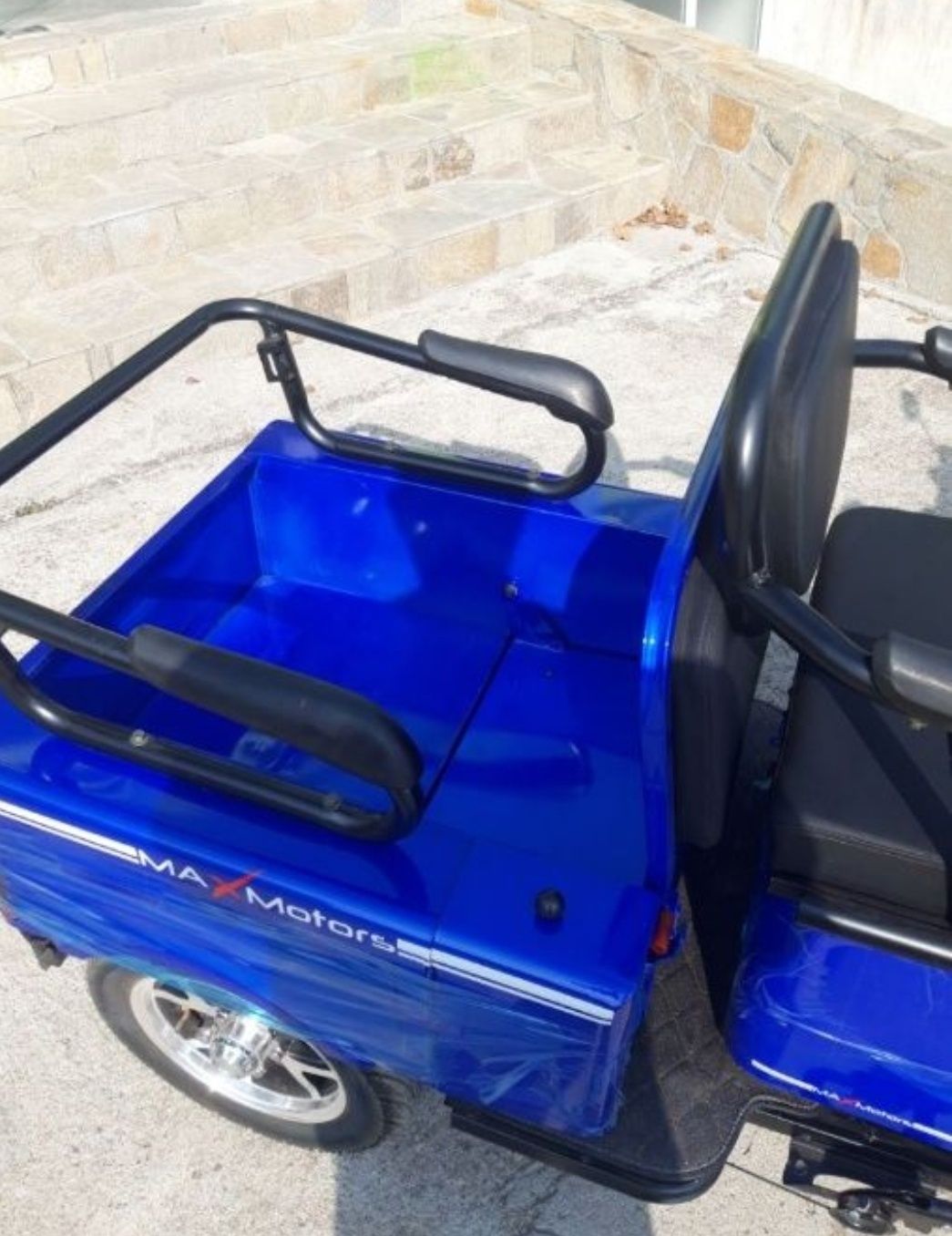 Триколка 1500W двуместна Cargo Blue eлектричека тип Скутер MaXmotors